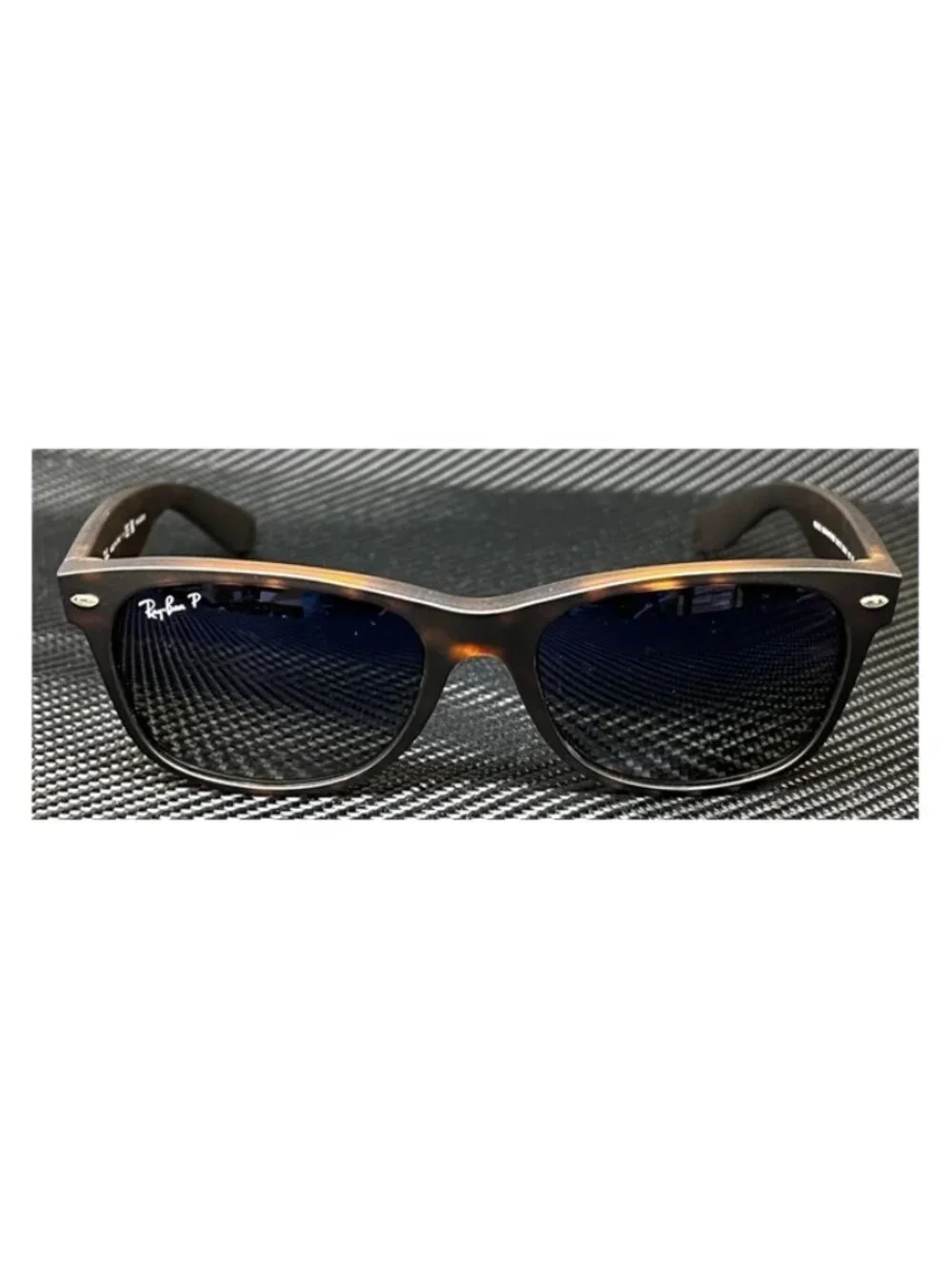New Ray-Ban Men  Havana Sunglasses  52- 18- 145